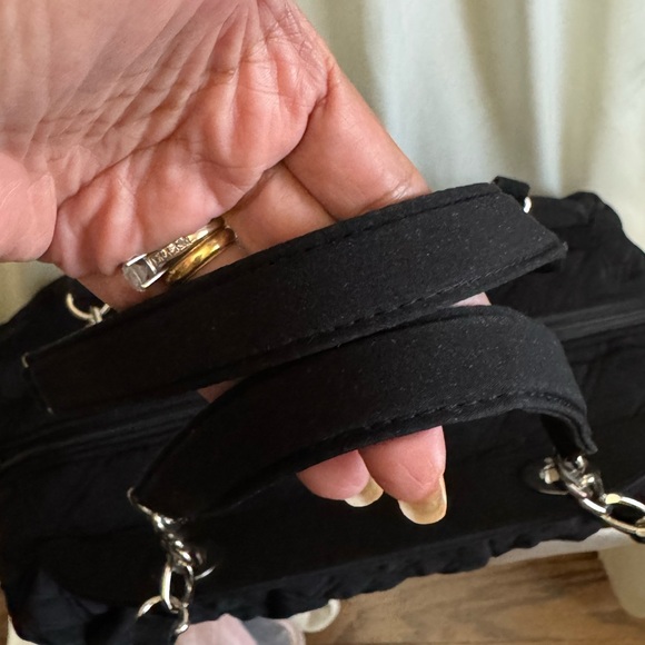 AUTHENTIC VERA BRADLEY QUILTED SHOULDER BAG - Picture 4 of 7